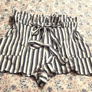 Express small shorts